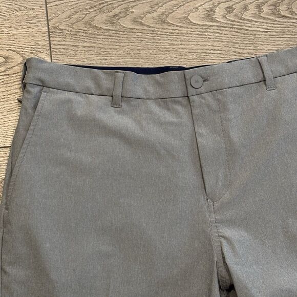 Mizzen Main Shorts Mens 38x8 Grey Helmsman Performance Golf Stretch Chino Casual - Picture 2 of 4